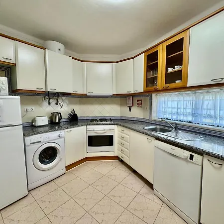 Quinta Dos Pinheiros * 라고스